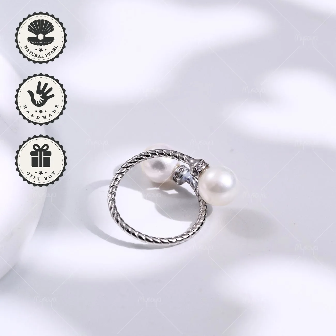 Японское кольцо Mysoya с двумя жемчужинами Акойя, 8–8,5 мм, серебристое, из серебра S925, в подарочной коробке, подарок на День святого Валентина или день рождения для нее
Японское кольцо Mysoya с двумя жемчужинами Акойя, 8–8,5 мм, серебристое, из серебра S925, в подарочной коробке, подарок на День святого Валентина или день рождения для нее
