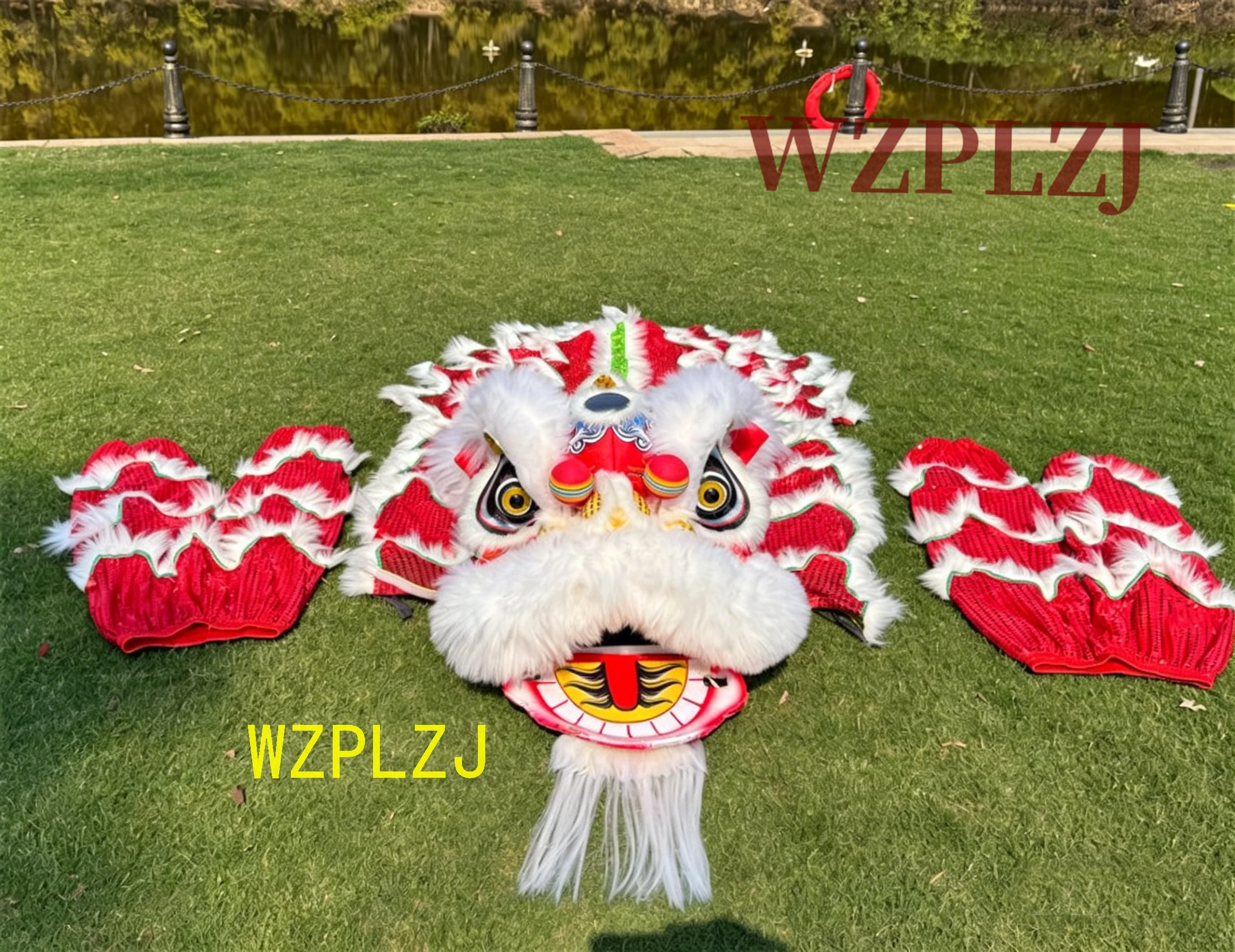 2 kids Play Wool Fur Blink Lion Dance Costume Foam Head Child Student Game Party Parade Folk Event Stage Masc
2 kids Play Wool Fur Blink Lion Dance Costume Foam Head Child Student Game Party Parade Folk Event Stage Masc