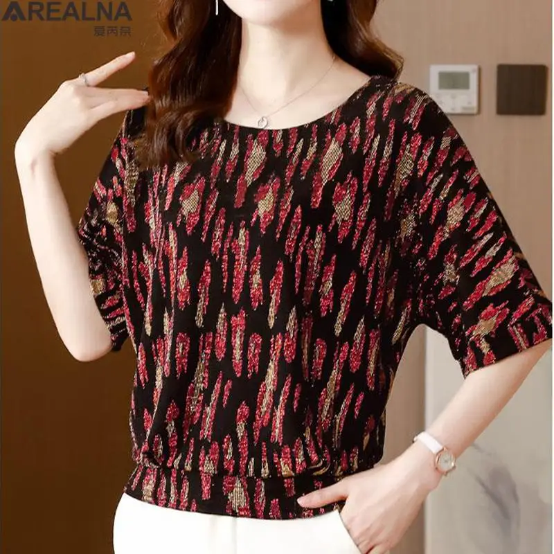 Short Sleeve T-shirts Women Elegant Shiny elastic Retro Bright summer Ladies Tees Top All-match fashion tshirts for women M- 4XL
Short Sleeve T-shirts Women Elegant Shiny elastic Retro Bright summer Ladies Tees Top All-match fashion tshirts for women M- 4XL