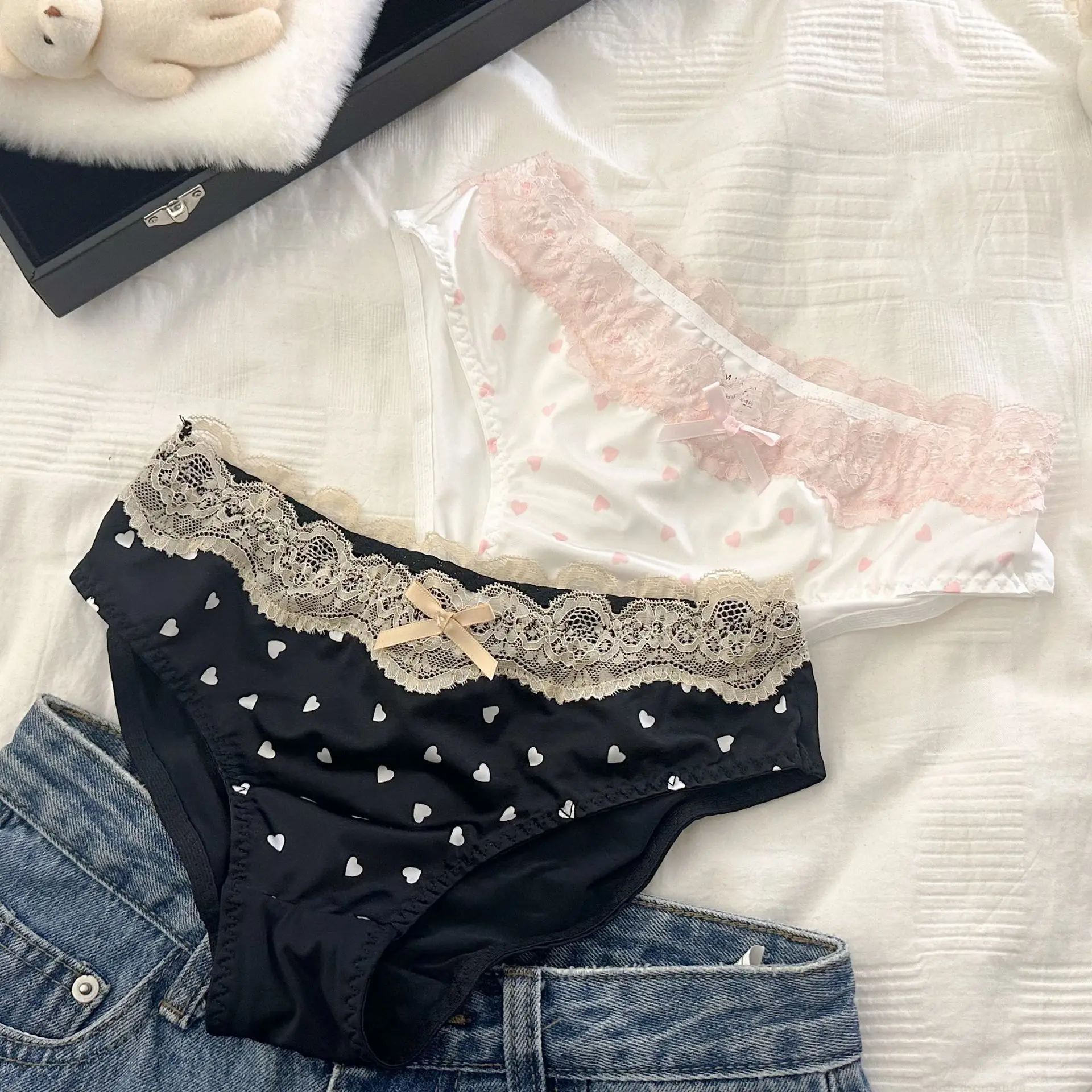 SP&CITY Low Waist Lace Bow Cute Panties for Women Ice Silk Seamless Cotton Crotch Sexy Panties Thin Breathable Traceless Briefs
SP&CITY Low Waist Lace Bow Cute Panties for Women Ice Silk Seamless Cotton Crotch Sexy Panties Thin Breathable Traceless Briefs