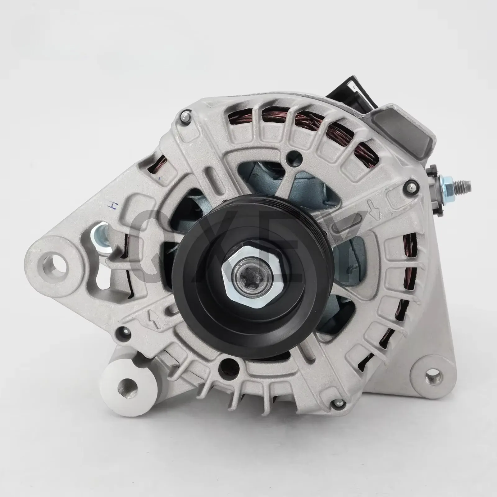 Генератор 12 В для Kia Optima 2015 37300-2E820, 2624670
Генератор 12 В для Kia Optima 2015 37300-2E820, 2624670