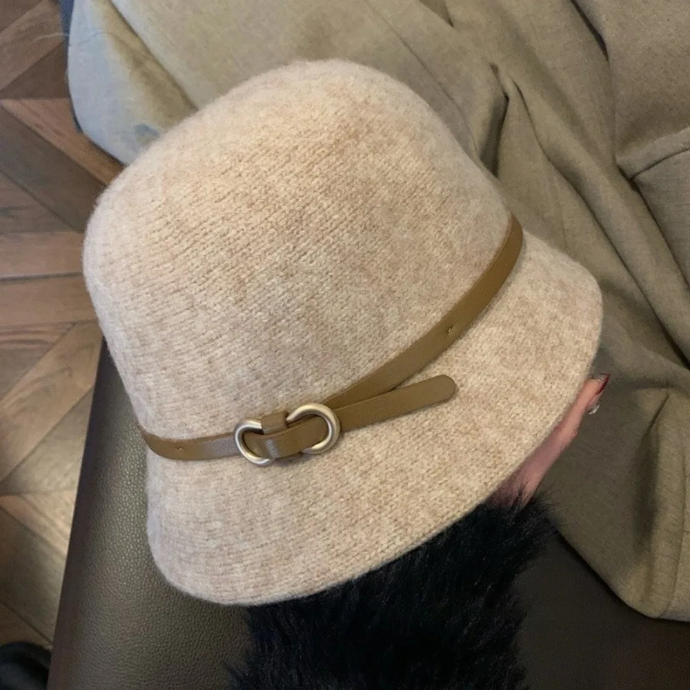 Fashion Woolen Wool Fisherman Hat Pure Color British Style Women's Formal hat Korean Style Elegant Basin Hat Travel
Fashion Woolen Wool Fisherman Hat Pure Color British Style Women's Formal hat Korean Style Elegant Basin Hat Travel
