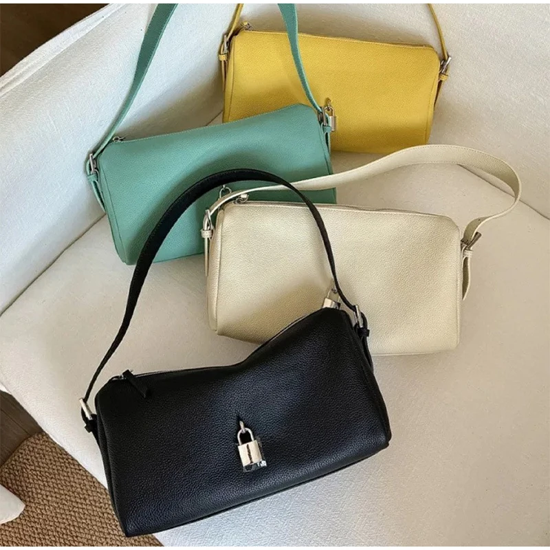 Women's Luxury Genuine Leather Shoulder Bag Lock Design Pendant Crossbody Bag Ladies Fashion Niche New Underarm Bag 2025 New
Women's Luxury Genuine Leather Shoulder Bag Lock Design Pendant Crossbody Bag Ladies Fashion Niche New Underarm Bag 2025 New