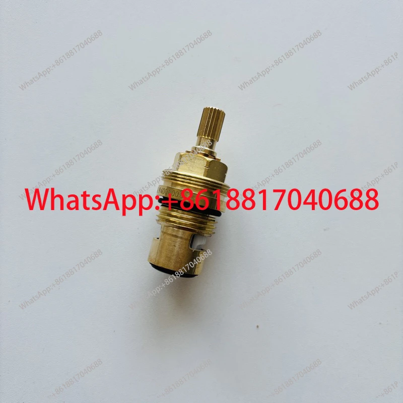 Original imported faucet shower accessories switch right closed 94009000
Original imported faucet shower accessories switch right closed 94009000