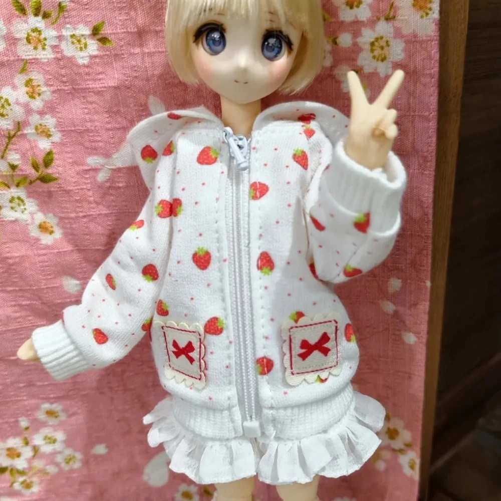 Doll's Clothes for Azone Doll 1/6 Strawberry Hooded Coat Clothing Girl Toys Dress Up Play House Gift Doll Accessories, No Doll
Doll's Clothes for Azone Doll 1/6 Strawberry Hooded Coat Clothing Girl Toys Dress Up Play House Gift Doll Accessories, No Doll