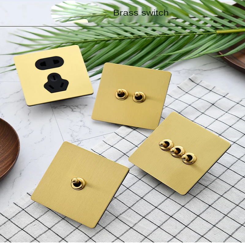 High-quality solid brass brushed 86-type home light luxury style switch industrial retro style lever socket panel
High-quality solid brass brushed 86-type home light luxury style switch industrial retro style lever socket panel