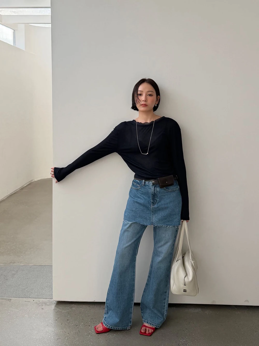 Waiore Spring 2026 Women's Straight Leg Jeans High Waist Cotton Denim Pants Slimming Effect Fake Two-Piece Curtain Design
Waiore Spring 2026 Women's Straight Leg Jeans High Waist Cotton Denim Pants Slimming Effect Fake Two-Piece Curtain Design