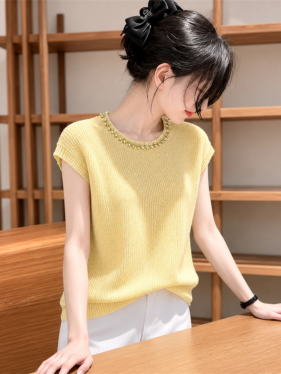 Chic round Neck Short Sleeve Knitted Ice Silk Comfortable Commute Top Korean Style Straight Cut Pure Color Women's Summer Shirt
Chic round Neck Short Sleeve Knitted Ice Silk Comfortable Commute Top Korean Style Straight Cut Pure Color Women's Summer Shirt