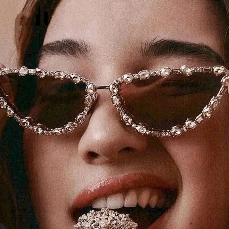 Cat Eye Sunglasses Party Luxury y2k Hippie Steampunk Vintage Designer Retro Accessory Brand Jeweled Diamond Glasses Butterfly
Cat Eye Sunglasses Party Luxury y2k Hippie Steampunk Vintage Designer Retro Accessory Brand Jeweled Diamond Glasses Butterfly