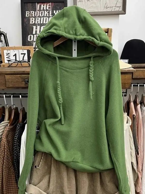 Retro Japanese Style Long Sleeve Hoodie Women's Loose Embroidered Thickened Base Shirt Winter Commute Straight Tube Model
Retro Japanese Style Long Sleeve Hoodie Women's Loose Embroidered Thickened Base Shirt Winter Commute Straight Tube Model