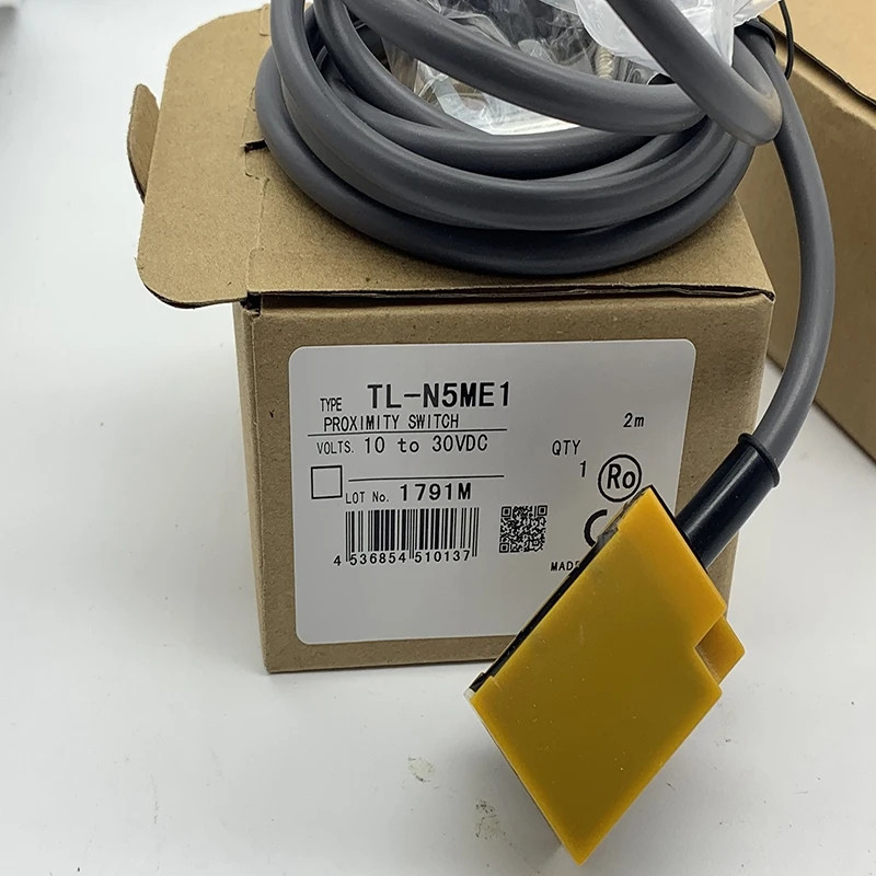 New Proximity Switch Sensor in Stock TL-N20ME2 One-year Warranty High Quality Seller
New Proximity Switch Sensor in Stock TL-N20ME2 One-year Warranty High Quality Seller