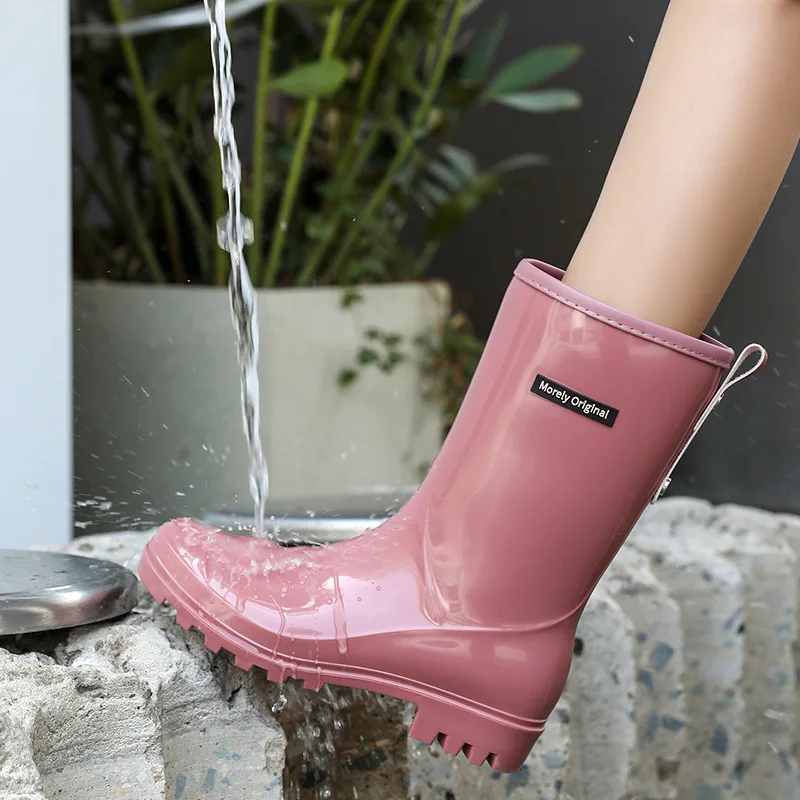 New Women's Rain Boots Thick-soled Mid-tube Women's Rain Boots Non-slip Wear-Resistant Waterproof Shoes Garden Work Shoes 36-41
New Women's Rain Boots Thick-soled Mid-tube Women's Rain Boots Non-slip Wear-Resistant Waterproof Shoes Garden Work Shoes 36-41