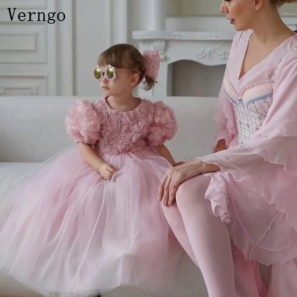 Verngo Pink Tulle Birthday Party Dress Girl 3D Flowers A Line Short Sleeves Ball Gowns Kid Prom Gowns Customized
Verngo Pink Tulle Birthday Party Dress Girl 3D Flowers A Line Short Sleeves Ball Gowns Kid Prom Gowns Customized