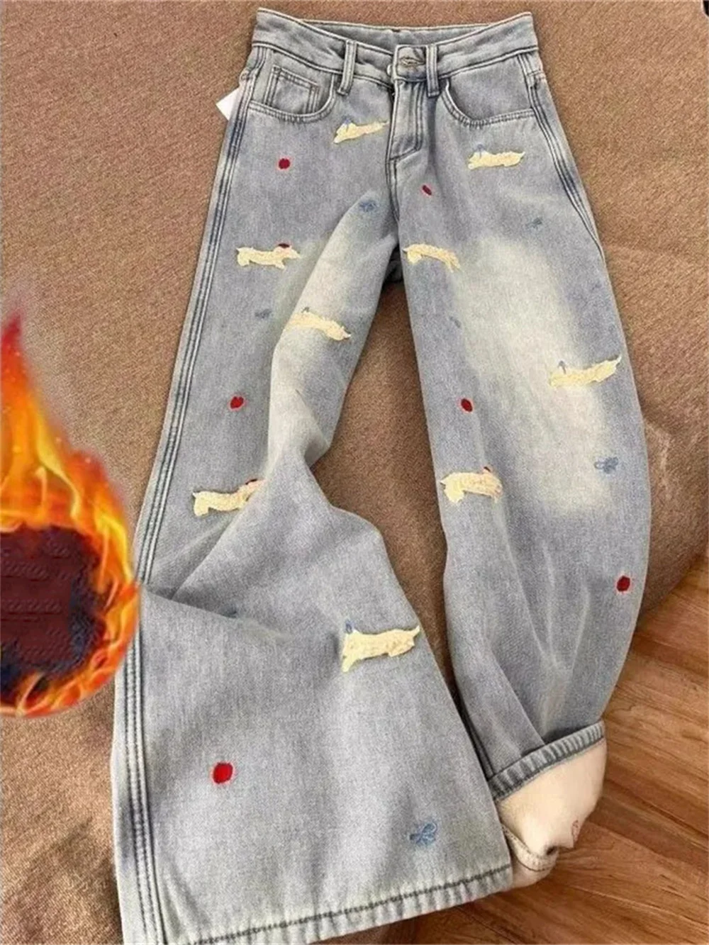 Harajuku Embroidery Thermal Winter Thick Fleece High-Waist Warm Wide-Leg Jeans Women Button Casual Velvet Straight Denim Pants
Harajuku Embroidery Thermal Winter Thick Fleece High-Waist Warm Wide-Leg Jeans Women Button Casual Velvet Straight Denim Pants