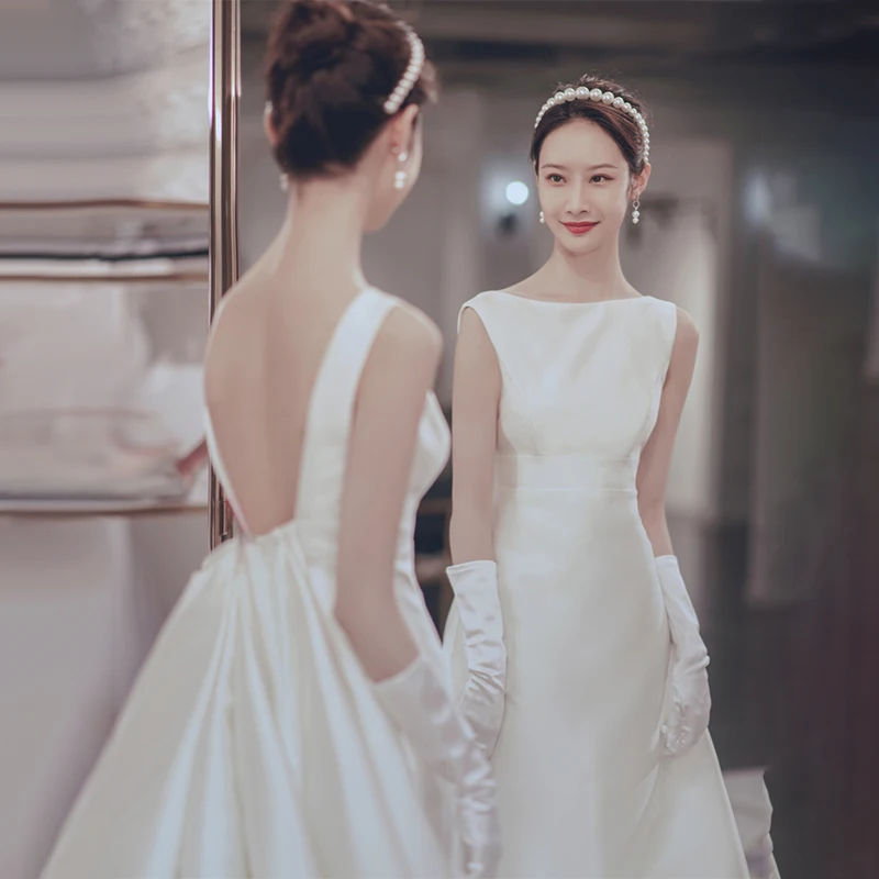 Свадебное платье для молодых невест 8-25 лет: белое атласное платье без бретелек с драпировкой и шлейфом, простое и элегантное, для выездных свадеб
Свадебное платье для молодых невест 8-25 лет: белое атласное платье без бретелек с драпировкой и шлейфом, простое и элегантное, для выездных свадеб