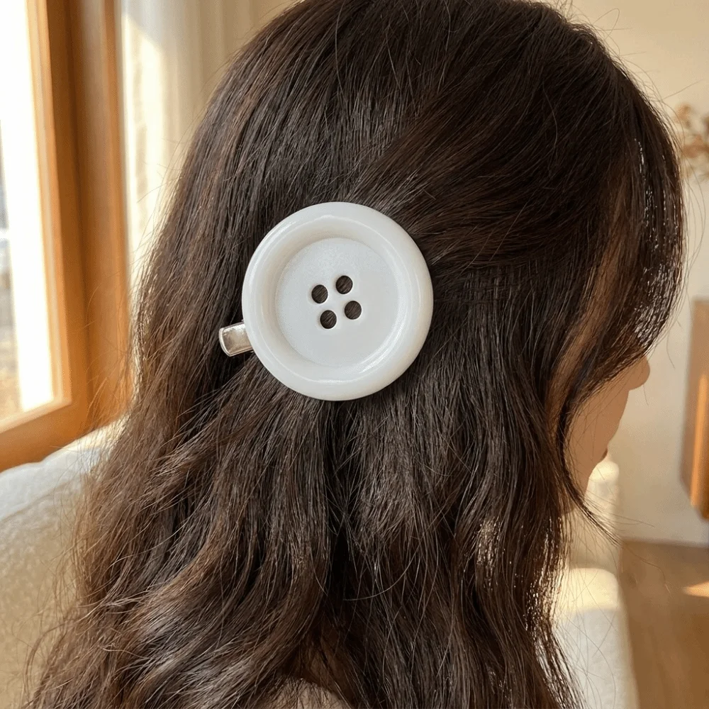 Candy Color Colorful Extra Large Button Hair Clip Cute Niche Personality Hair Side Clip Dopamine Exaggerated Hair Accessory Gril
Candy Color Colorful Extra Large Button Hair Clip Cute Niche Personality Hair Side Clip Dopamine Exaggerated Hair Accessory Gril