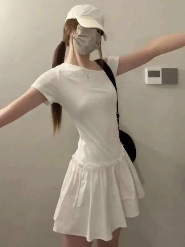 Summer 2026 Slim Fit Waist Cinching Dress Elegant Unique Beautiful Short French Style Pure Color Shoulder Bared High Waist Dress
Summer 2026 Slim Fit Waist Cinching Dress Elegant Unique Beautiful Short French Style Pure Color Shoulder Bared High Waist Dress