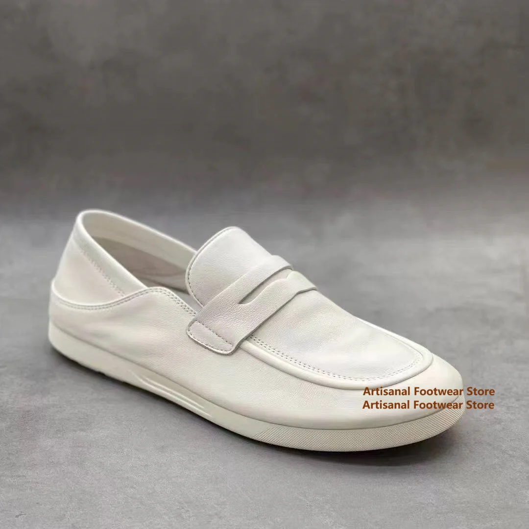 White/black Leather Casual Shoes Men's Loafers Breathable Soft Leather Soft Sole Slip On Outdoor Casual Shoes Trendy Men's Shoes
White/black Leather Casual Shoes Men's Loafers Breathable Soft Leather Soft Sole Slip On Outdoor Casual Shoes Trendy Men's Shoes