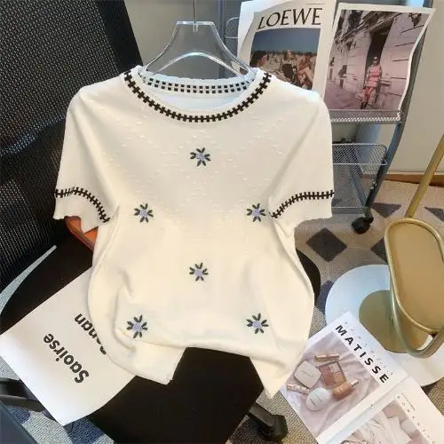 Summer Solid Knitted Women's T-shirt Clothese Short Sleeve Casual Embroidery Floral T Shirt Female O-Neck Cropped Tops Z377
Summer Solid Knitted Women's T-shirt Clothese Short Sleeve Casual Embroidery Floral T Shirt Female O-Neck Cropped Tops Z377