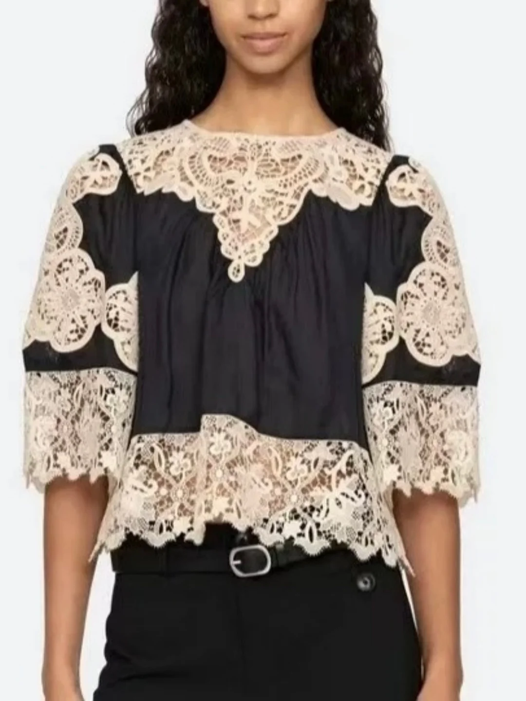 Ele round Ne Lace Hollow out Svel irt French Sle Loose Fit ort Length Women's Spring Summer New Arrival
Ele round Ne Lace Hollow out Svel irt French Sle Loose Fit ort Length Women's Spring Summer New Arrival