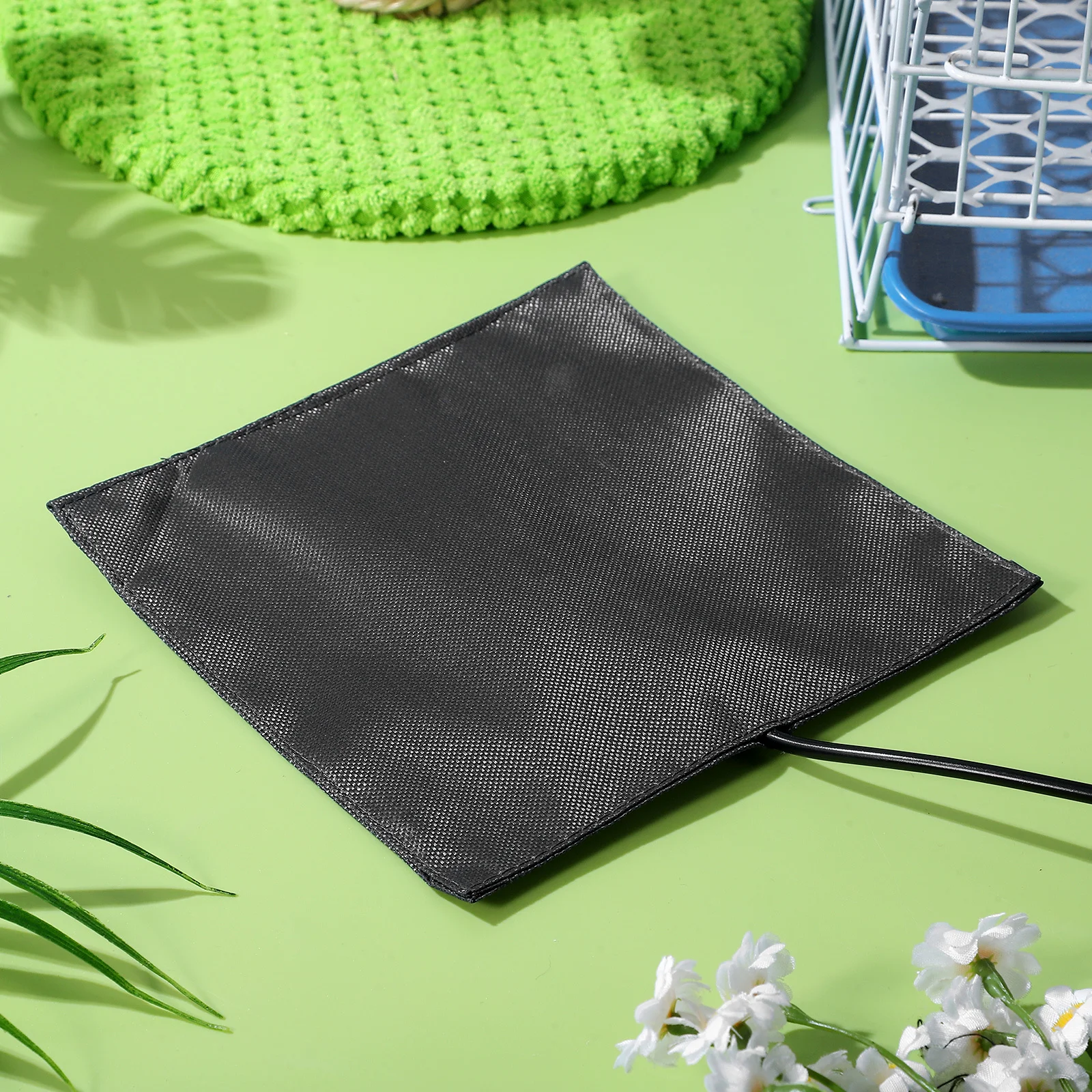 USB Heating Pad 14Cm Safe Temperature Controlled Mat for Pet Cage Winter Use Cozy Heating for Hamster and Reptiles
USB Heating Pad 14Cm Safe Temperature Controlled Mat for Pet Cage Winter Use Cozy Heating for Hamster and Reptiles