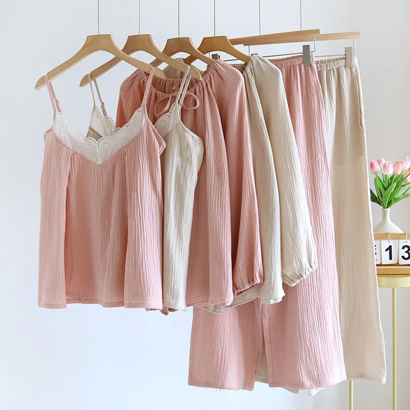 100% Cotton Gauze Long Sleeved Sling 3Pieces Pyjamas For Women Pajamas Set Summer Sleep Wear Gift Female Women's Bightwear
100% Cotton Gauze Long Sleeved Sling 3Pieces Pyjamas For Women Pajamas Set Summer Sleep Wear Gift Female Women's Bightwear
