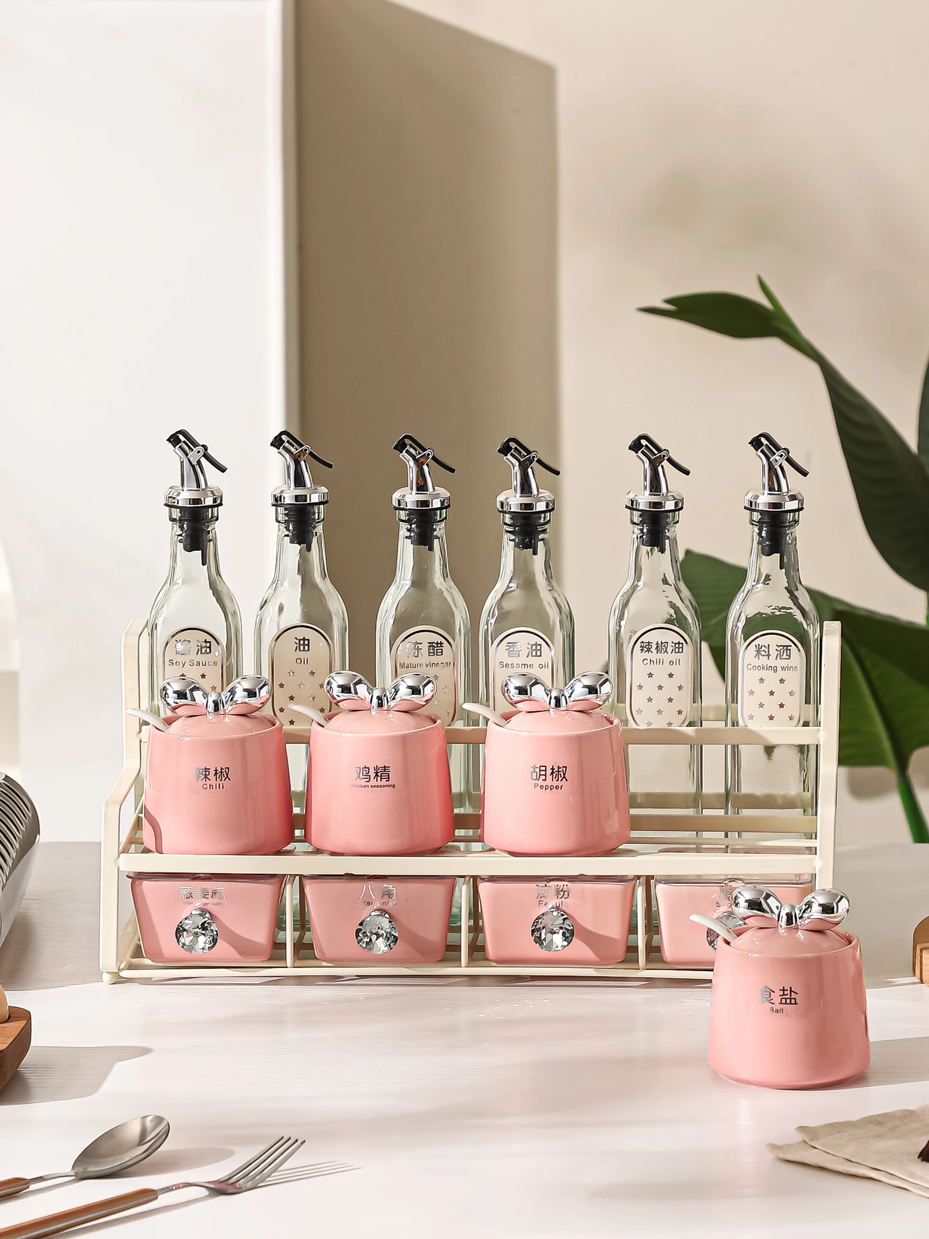 Ceramic Spice Jar Set Kitchen Storage Container Oil Salt Sauce Chili Pepper Holder round Cylinder Shape Non- Kitchenware
Ceramic Spice Jar Set Kitchen Storage Container Oil Salt Sauce Chili Pepper Holder round Cylinder Shape Non- Kitchenware