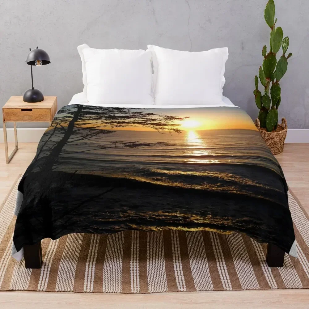Ocean sunset at Kalaloch beach Throw Blanket Soft Solid Color Blanket for Couch Bed
Ocean sunset at Kalaloch beach Throw Blanket Soft Solid Color Blanket for Couch Bed