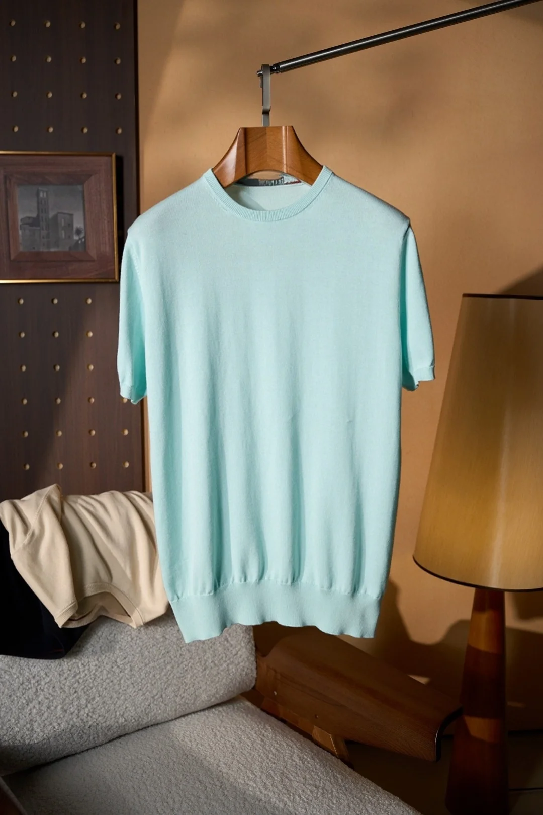 Мужская летняя футболка в итальянском стиле, новая, вязаная, с коротким рукавом, из 100% хлопка, повседневная, с отложным воротником, для делового повседневного стиля
Мужская летняя футболка в итальянском стиле, новая, вязаная, с коротким рукавом, из 100% хлопка, повседневная, с отложным воротником, для делового повседневного стиля