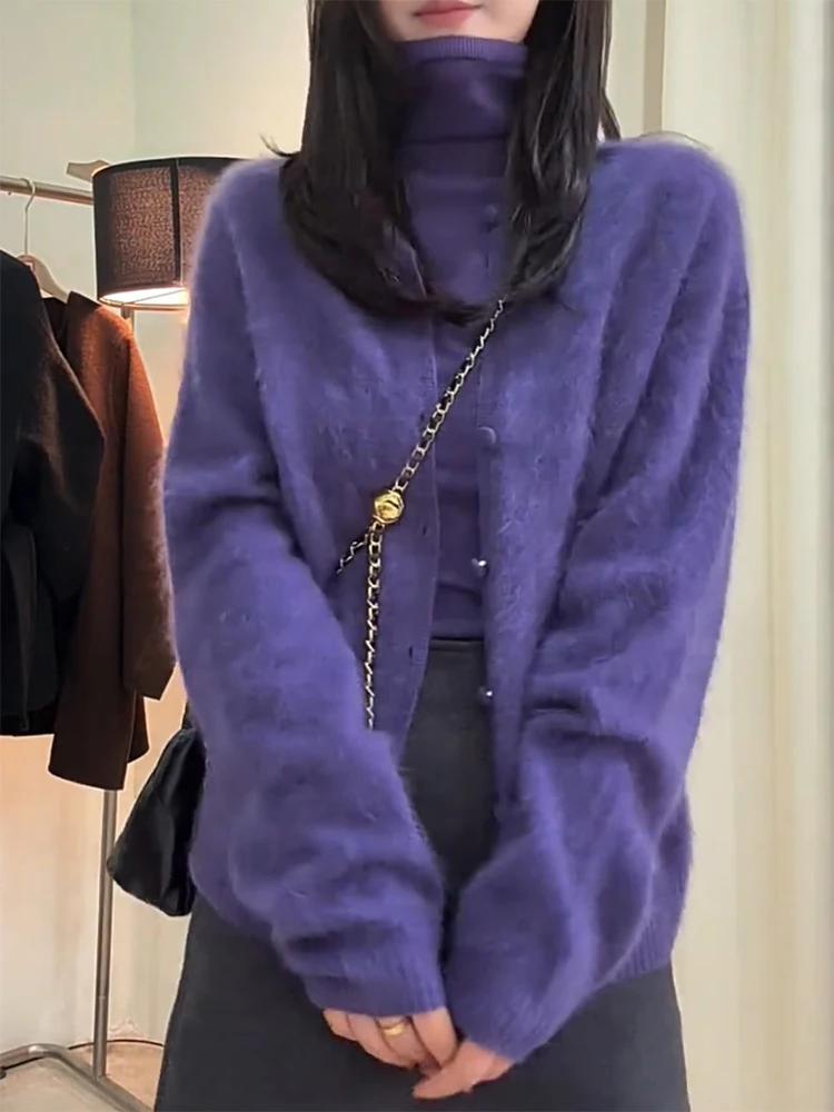 Корейский мягкий уютный вязаный кардиган с круглым вырезом, осенне-зимняя новинка, большие размеры, модный, элегантный, белый, улучшенный дизайн
Корейский мягкий уютный вязаный кардиган с круглым вырезом, осенне-зимняя новинка, большие размеры, модный, элегантный, белый, улучшенный дизайн