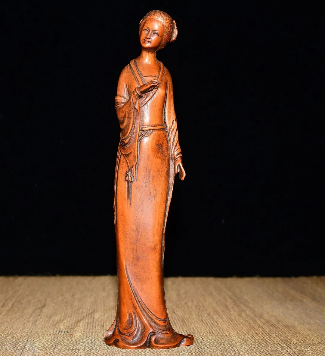7"Tibetan Temple Collection Old Boxwood Slender Beauty Statue Classical woman talented woman Worship Hall Town house
7"Tibetan Temple Collection Old Boxwood Slender Beauty Statue Classical woman talented woman Worship Hall Town house