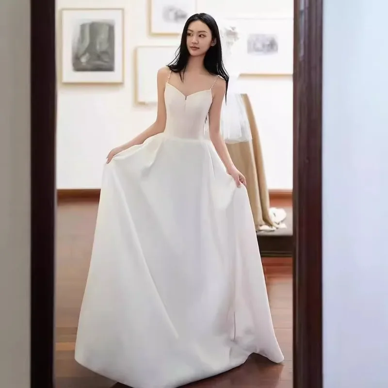 GIYSILE Customized White Satin Wedding Dress V-neck Sling Zipper Big Tail New Travel Shoot Mori Dress Sling Evening Dersses
GIYSILE Customized White Satin Wedding Dress V-neck Sling Zipper Big Tail New Travel Shoot Mori Dress Sling Evening Dersses