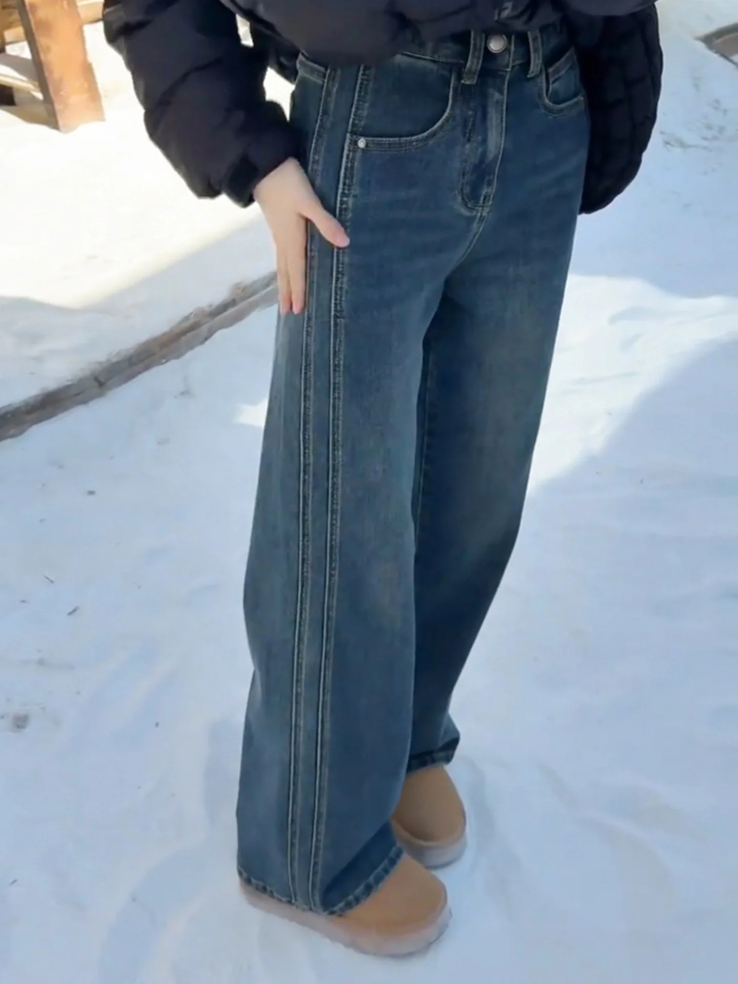 Retro Blue Fleece Lined Wide Leg Denim Jeans High Waist Women's Autumn Winter plus Size Pear Shaped Body Covering Straight Le...
Retro Blue Fleece Lined Wide Leg Denim Jeans High Waist Women's Autumn Winter plus Size Pear Shaped Body Covering Straight Le...