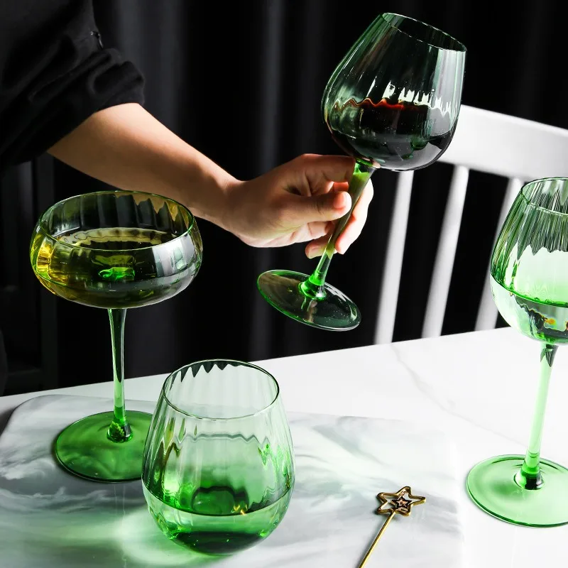 Creative Vertical Pattern Apple Green Glass Cup Fresh Red Wine Glass Home Daily Champagne Glass
Creative Vertical Pattern Apple Green Glass Cup Fresh Red Wine Glass Home Daily Champagne Glass