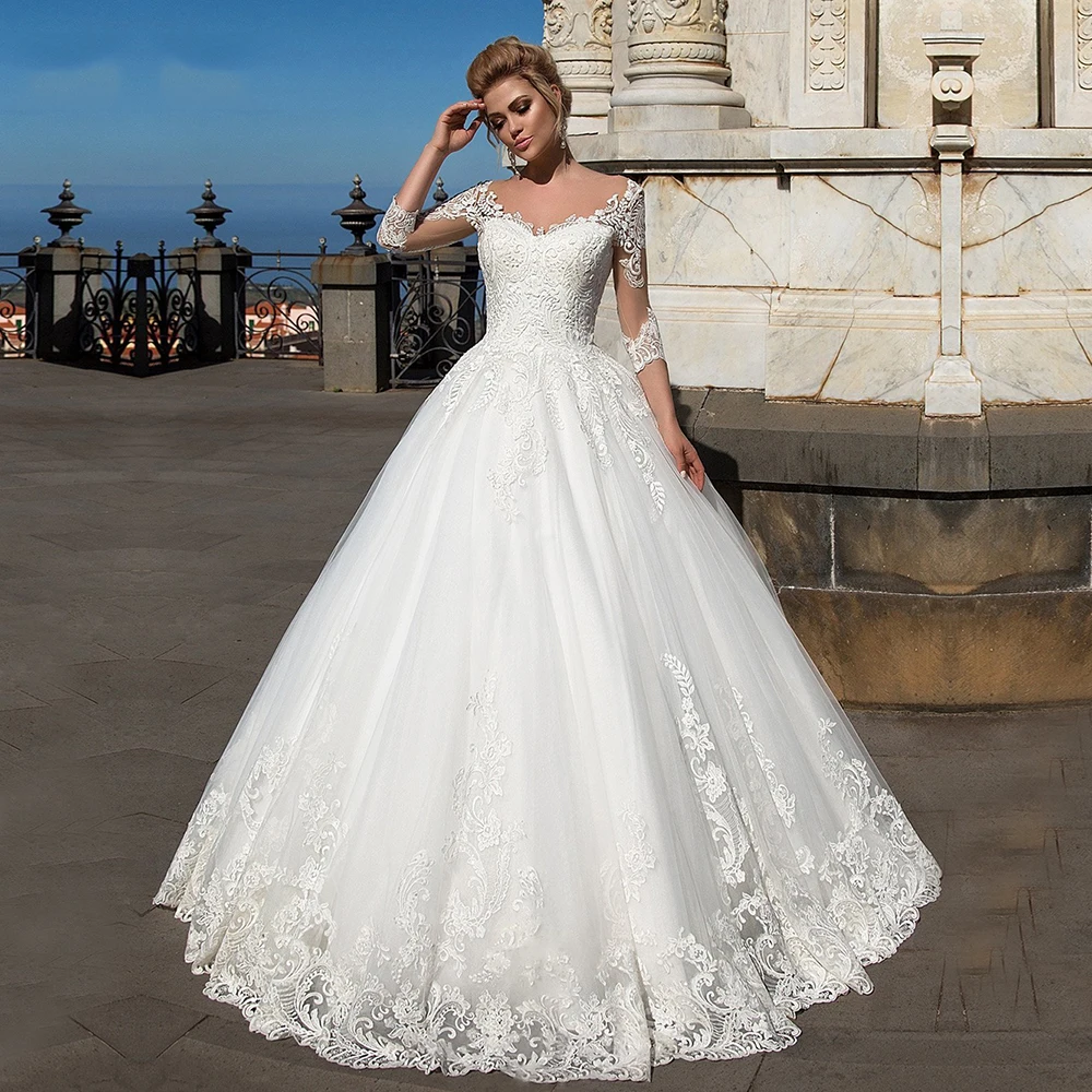 Gorgeous Ball Gown Wedding Dresses V Neck Three Quarter Bride Dress Custom Made Lace Tulle Party Clothing
Gorgeous Ball Gown Wedding Dresses V Neck Three Quarter Bride Dress Custom Made Lace Tulle Party Clothing