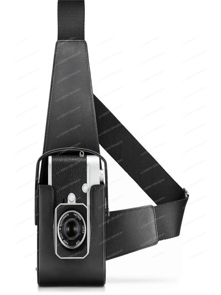 Q3 Q2 camera bag messenger bag original Q116 M11 shoulder bag SLR leather micro-single photography
Q3 Q2 camera bag messenger bag original Q116 M11 shoulder bag SLR leather micro-single photography