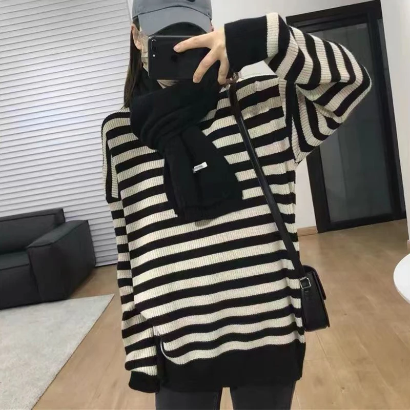 Fashion Stripe Loose Pullover Sweater Women's Thicken Warm Patchwork Casual Sweater 2023 Autumn Winter New O-Neck Bottom Sweater
Fashion Stripe Loose Pullover Sweater Women's Thicken Warm Patchwork Casual Sweater 2023 Autumn Winter New O-Neck Bottom Sweater