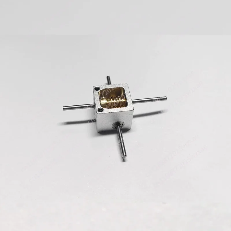 Miniature worm gear reducer right angle turning gear 90 degree reduction box reverser miniature transmission box
Miniature worm gear reducer right angle turning gear 90 degree reduction box reverser miniature transmission box