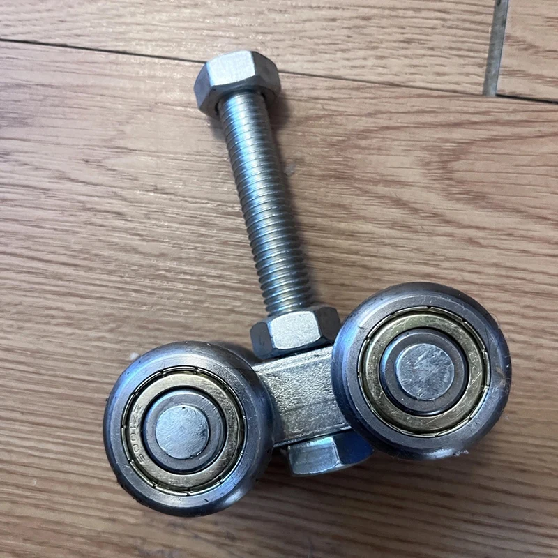 ГОРЯЧАЯ НОВИНКА: 10 шт. Металлические ролики для раздвижных дверей, промышленные подвесные колеса для направляющих, заводские орбитальные ролики для треков, нагрузка до 450 кг
ГОРЯЧАЯ НОВИНКА: 10 шт. Металлические ролики для раздвижных дверей, промышленные подвесные колеса для направляющих, заводские орбитальные ролики для треков, нагрузка до 450 кг