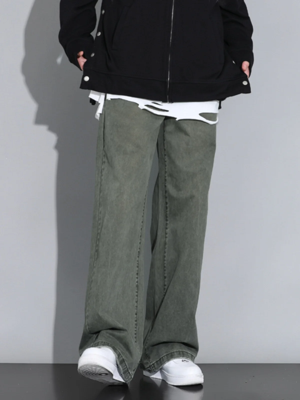 Мужские джинсы в стиле ретро в американском стиле, свободные прямые длинные брюки, потертые джинсовые молодежные модные брюки на каждый день
Мужские джинсы в стиле ретро в американском стиле, свободные прямые длинные брюки, потертые джинсовые молодежные модные брюки на каждый день