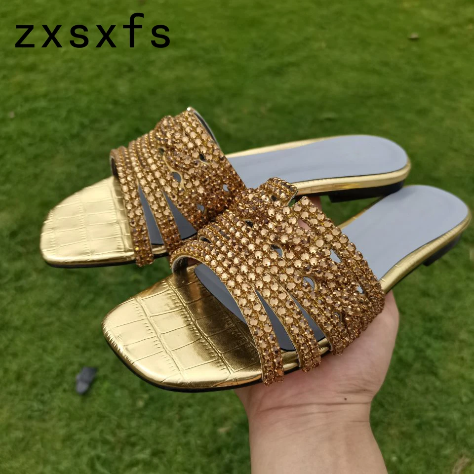 Multicolor Shiny Crystal Flat Women Slippers Flip Flops Runway Party Shoes Summer Rhinestone Diamond Slides Gladiator Sandals
Multicolor Shiny Crystal Flat Women Slippers Flip Flops Runway Party Shoes Summer Rhinestone Diamond Slides Gladiator Sandals