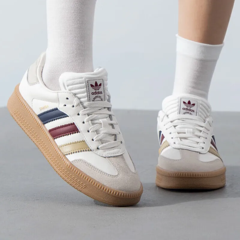 Adidas clover men's shoes women's shoes Light comfortable board shoes fashion retro casual shoes JI4276
Adidas clover men's shoes women's shoes Light comfortable board shoes fashion retro casual shoes JI4276