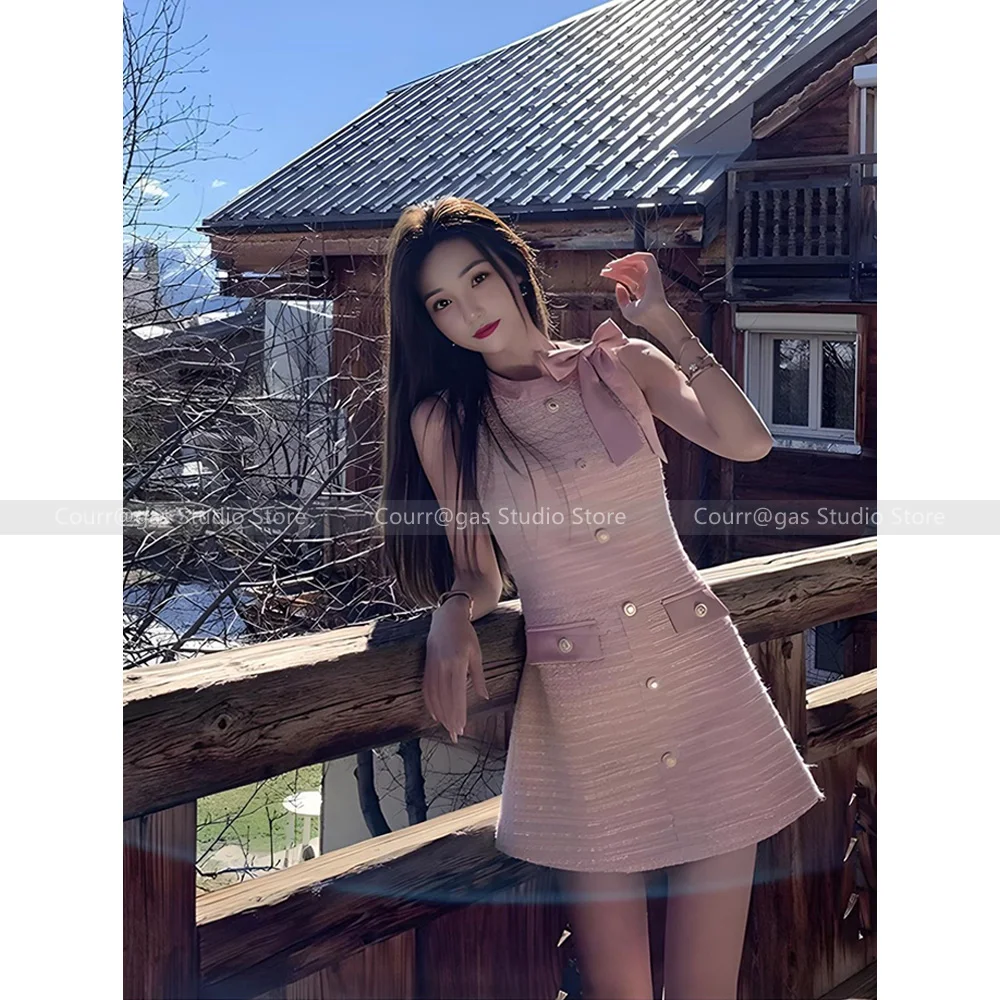 Celebrity style pink French sleeveless dress women 2024 new senior sense of short section waist temperament short skirt
Celebrity style pink French sleeveless dress women 2024 new senior sense of short section waist temperament short skirt