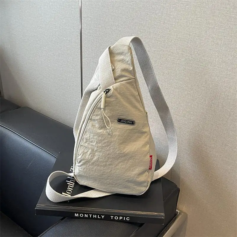 2026 New Classic Stylish Unisex Lightweight Fashionable Crossbody Chest Bag Versatile Single Shoulder Slanting Bag Street Trend
2026 New Classic Stylish Unisex Lightweight Fashionable Crossbody Chest Bag Versatile Single Shoulder Slanting Bag Street Trend