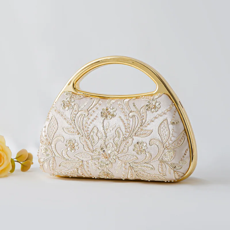 2026 Brand Design Fashionable Flower Shaped Hand Embroidered Banquet Bag Metal Edge Handheld Evening Dress Bag Cheongsam Bag
2026 Brand Design Fashionable Flower Shaped Hand Embroidered Banquet Bag Metal Edge Handheld Evening Dress Bag Cheongsam Bag