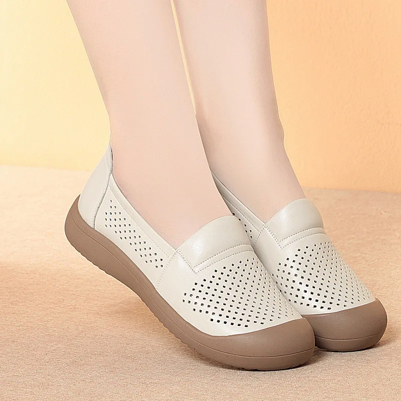 Fashion New Breathable Comfortable Cutout Hollow Hole Shoes WOmen Loafers Summer 2026 Genuine Leather Shoes Flats Office Mom
Fashion New Breathable Comfortable Cutout Hollow Hole Shoes WOmen Loafers Summer 2026 Genuine Leather Shoes Flats Office Mom