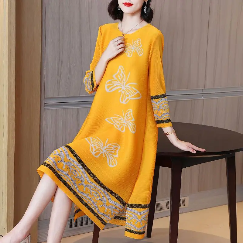Wrinkle printed oversized dress for women's clothing Spring/Summer 2023 new loose fitting mid length pleated dress
Wrinkle printed oversized dress for women's clothing Spring/Summer 2023 new loose fitting mid length pleated dress