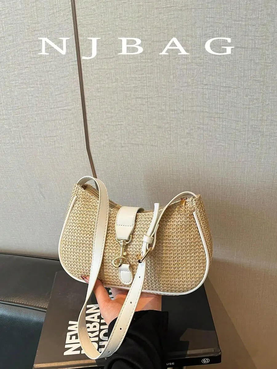 Straw Half Moon Handbag With Leather Strap Women Casual Beach Bag Solid Color
Straw Half Moon Handbag With Leather Strap Women Casual Beach Bag Solid Color