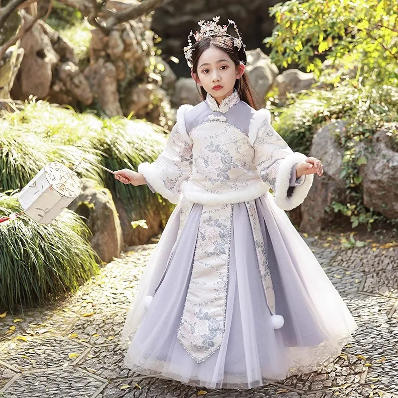 Winter New Girls Thick Qipao Hanfu Fairy Princess Kids Dress Performance Embroidery Greeting Vestido Chinese New Year Clothing
Winter New Girls Thick Qipao Hanfu Fairy Princess Kids Dress Performance Embroidery Greeting Vestido Chinese New Year Clothing
