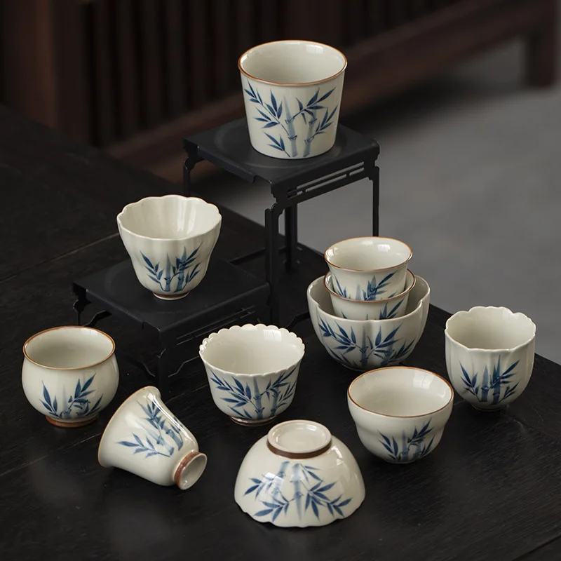 Hand-painted Small Tea Cup, Chinese Household Ceramic Kung Fu Single Cup Tasting Cup
Hand-painted Small Tea Cup, Chinese Household Ceramic Kung Fu Single Cup Tasting Cup